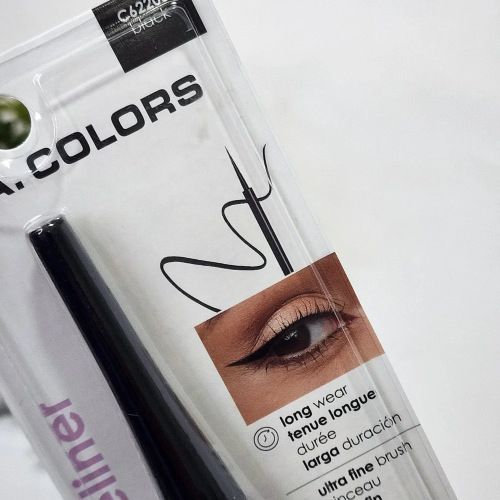 L.A. COLORS Liquid Eyeliner Black C62208 ~ Ultra Fine Brush Tip ~ Long Wear ~New